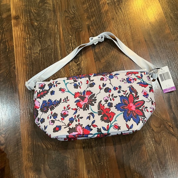 vera Bradley vineyard floral cooler - Picture 2 of 8